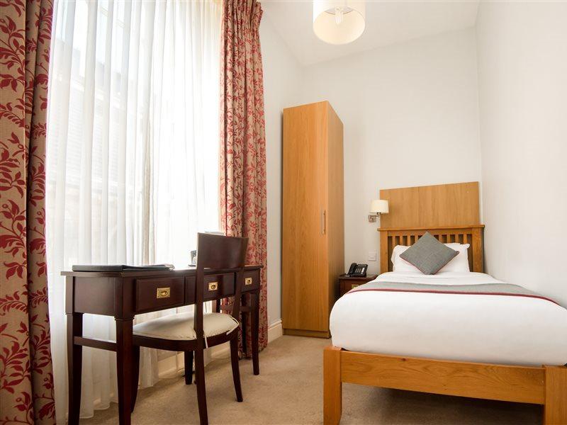 Oyo The Regency, Clifton Bristol Hotel Eksteriør billede
