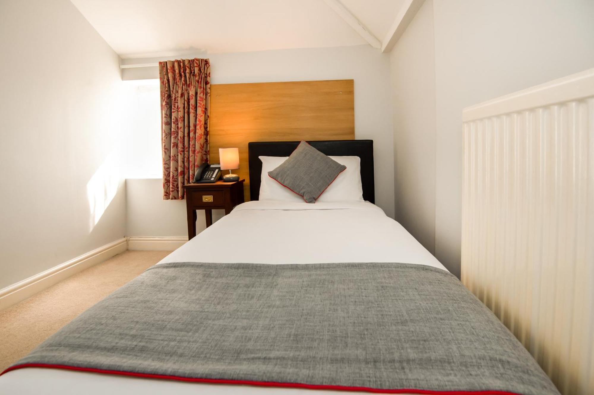Oyo The Regency, Clifton Bristol Hotel Eksteriør billede