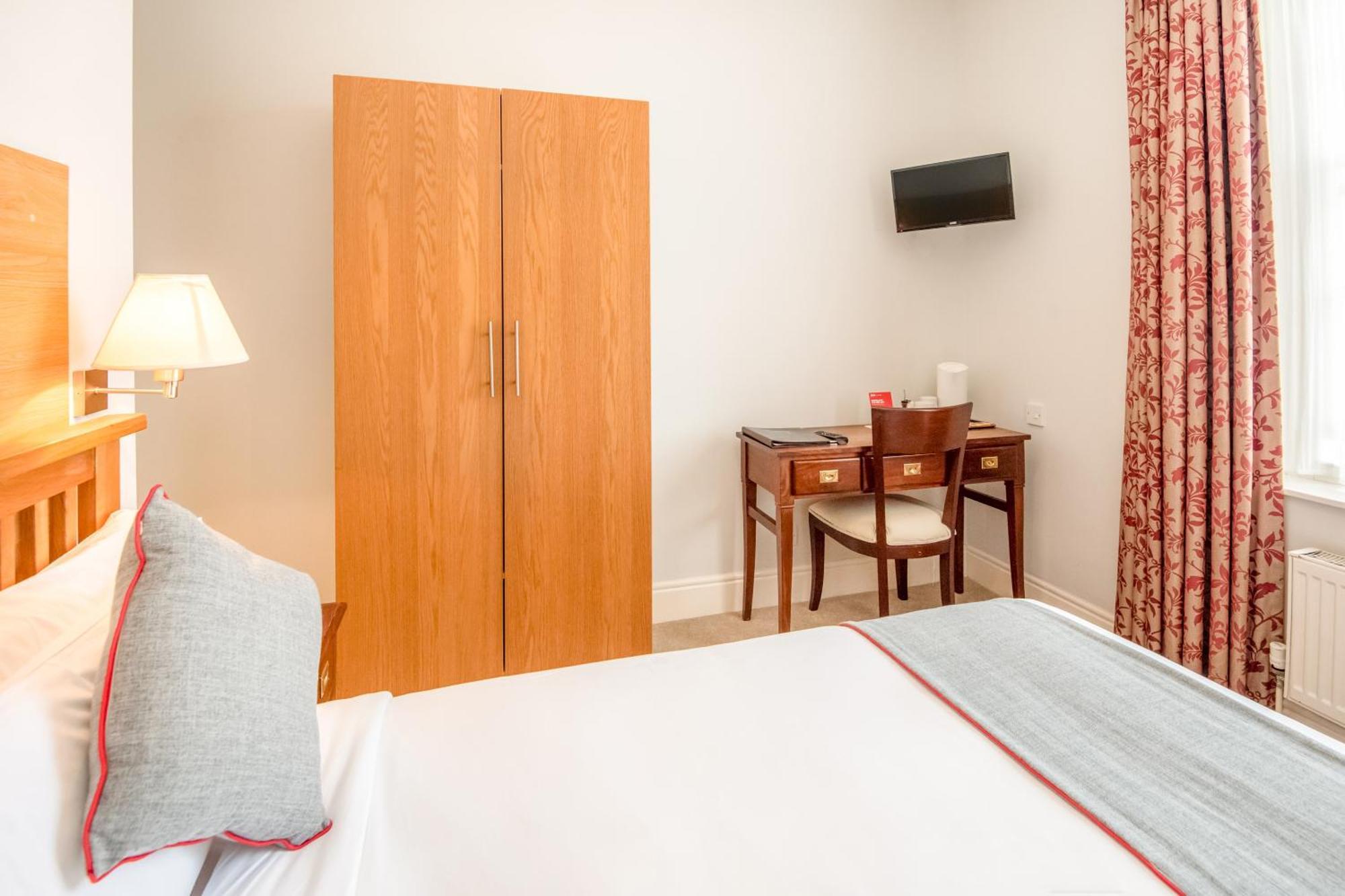 Oyo The Regency, Clifton Bristol Hotel Eksteriør billede