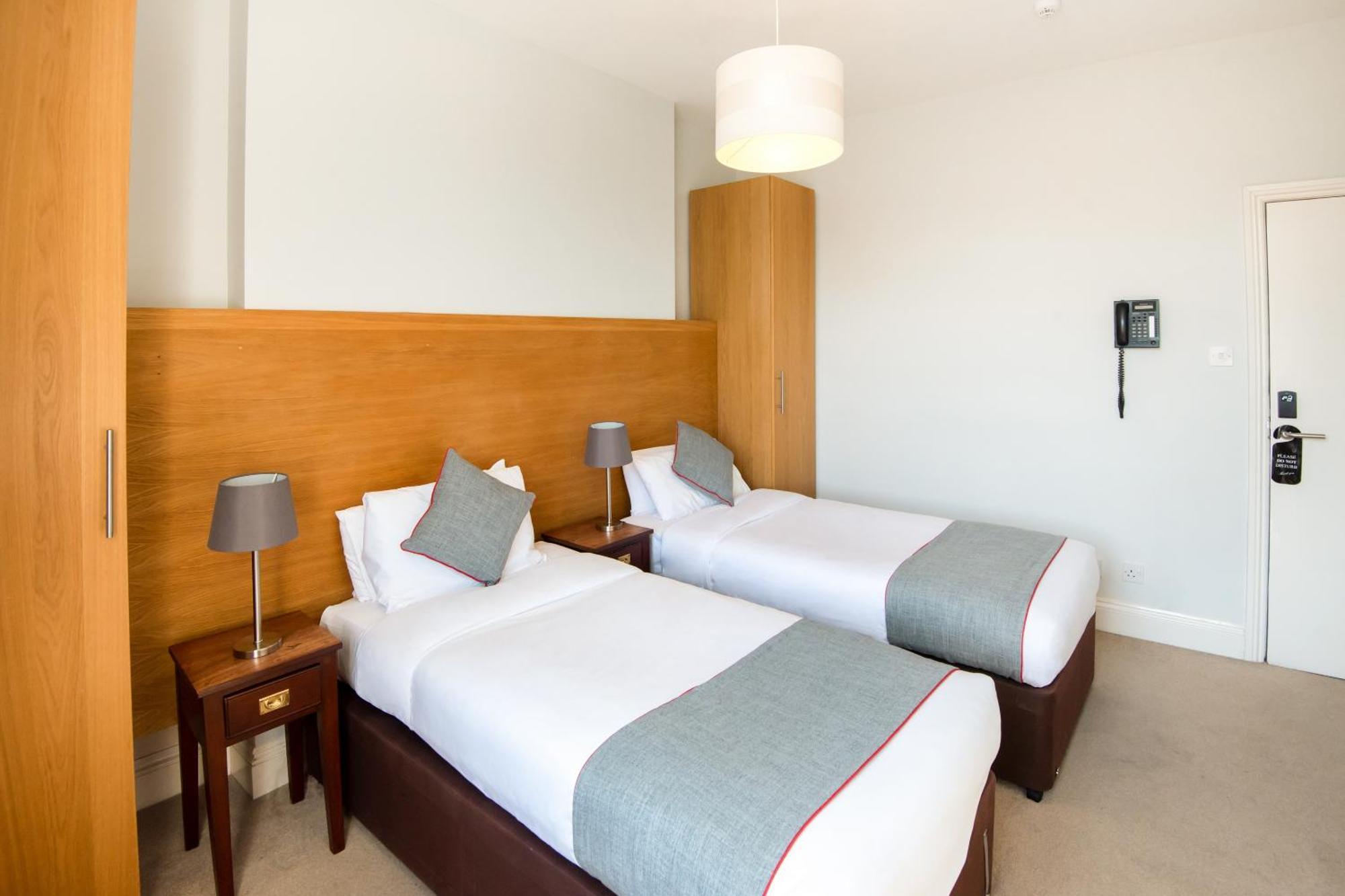 Oyo The Regency, Clifton Bristol Hotel Eksteriør billede