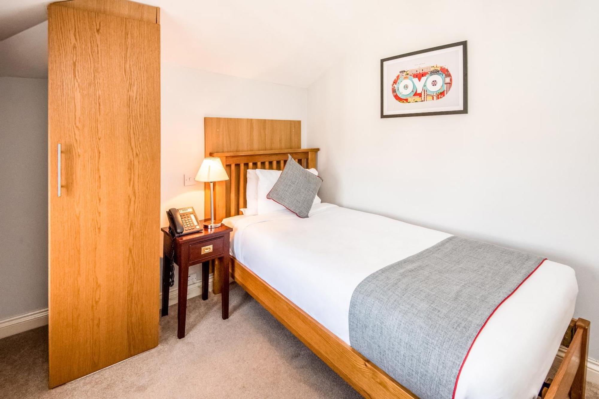 Oyo The Regency, Clifton Bristol Hotel Eksteriør billede